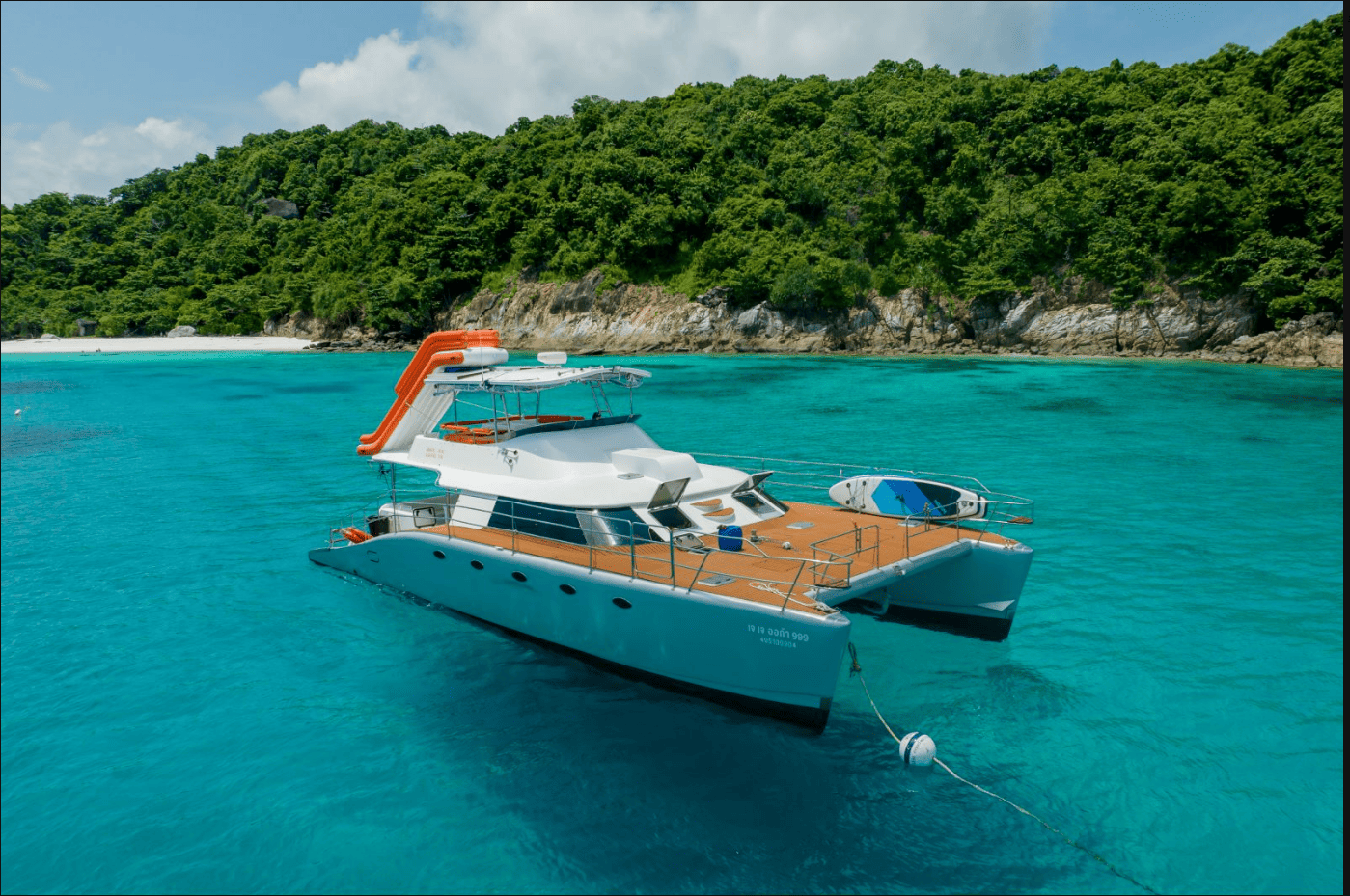 42-foot motor catamaran MC042