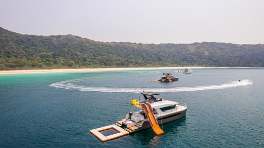 เรือคาตามารันมอเตอร์ขนาด 53 ฟุต