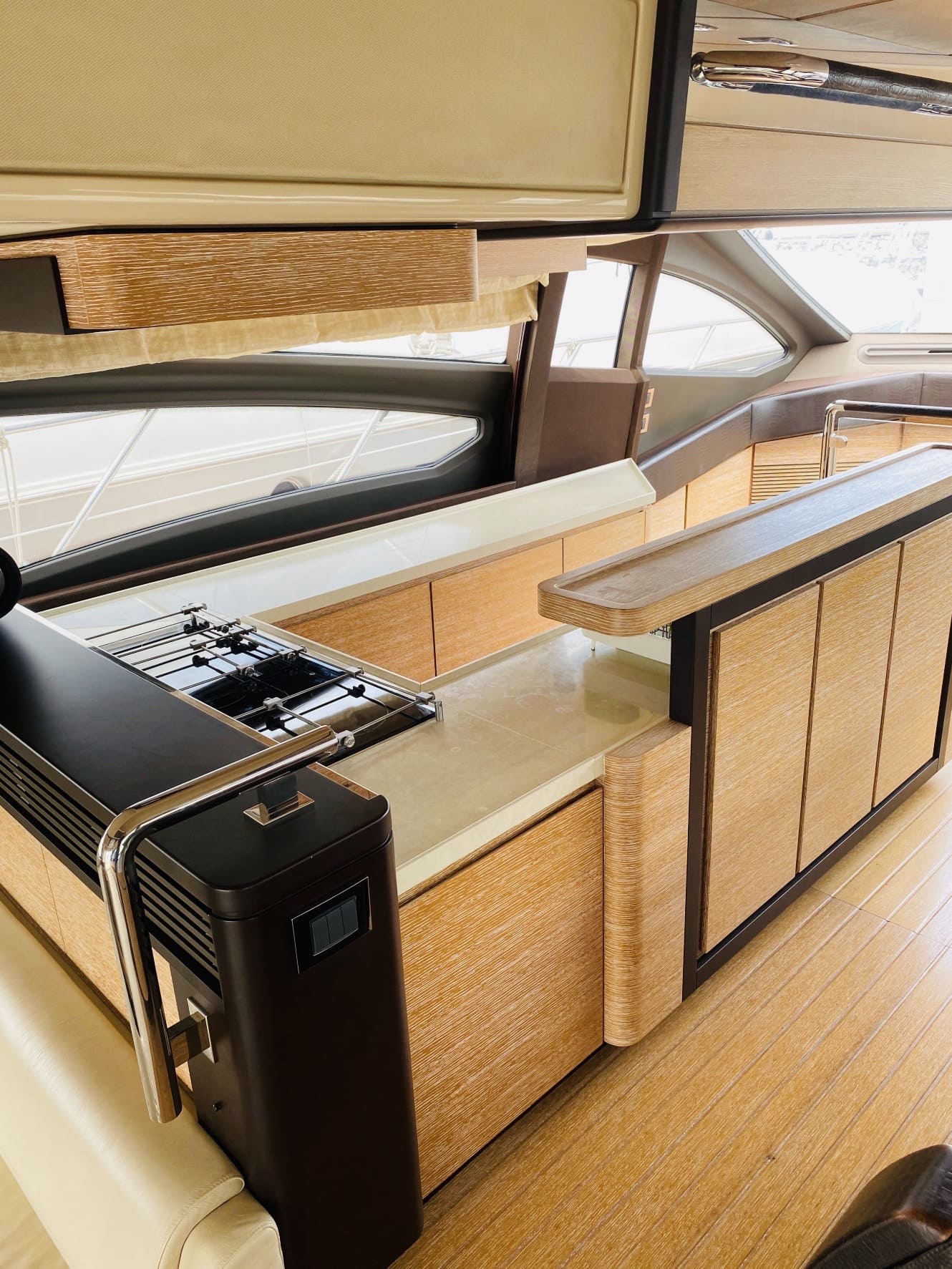 64-foot Motor Yacht