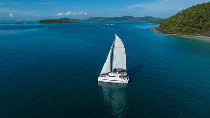 เรือคาตามารันใบเรือขนาด 45 ฟุต