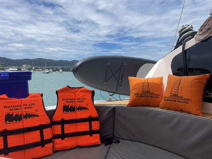 Zoe: 46-foot catamaran